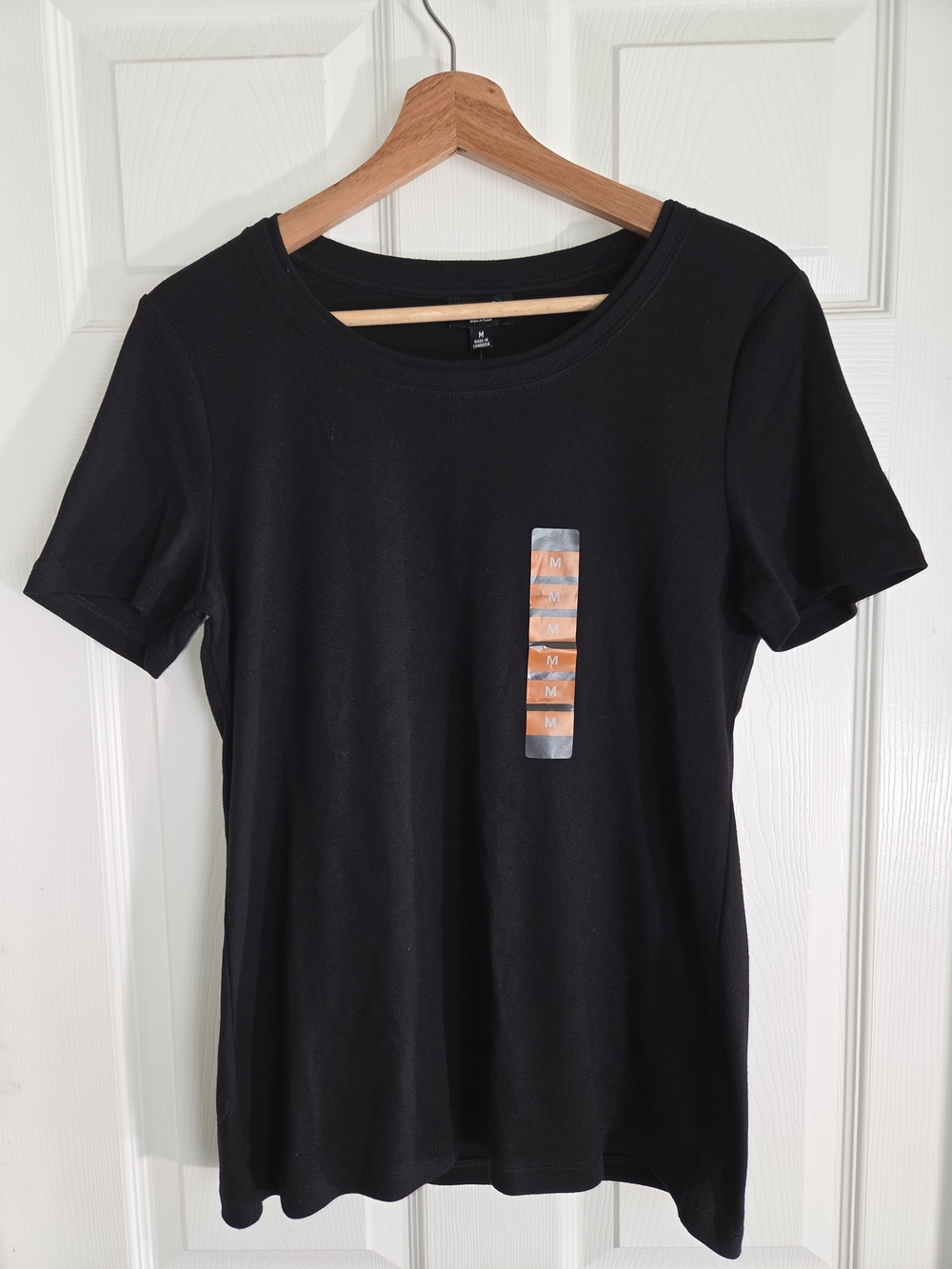 Jones New York Black Short Sleeve Tee with Orange Size Strip
